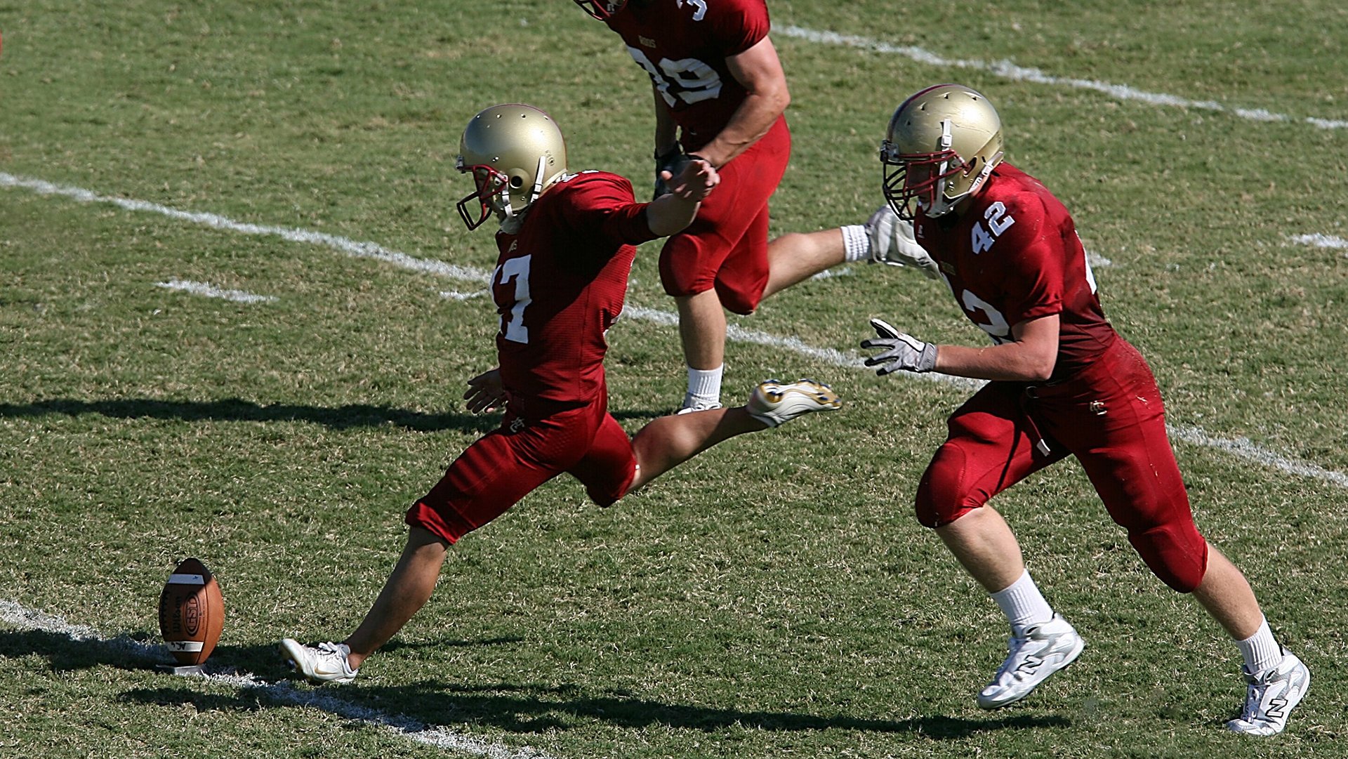 莱万多夫斯基巅峰对决，莎拉波娃与30激战RNG分钟，赛事规则更新胜负难料！